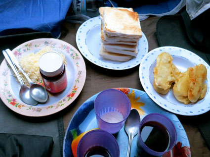 Complete meal on Mount Rinjani